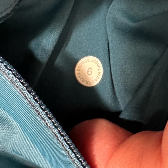 Lululemon Speed Light Tight Teal NULUX Size 6 - Picture 5 of 7